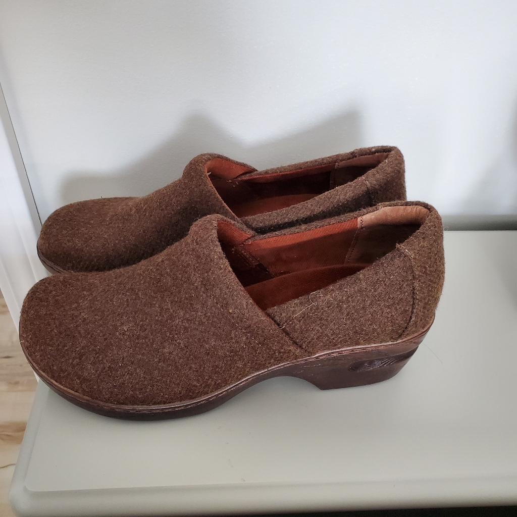 Shoes BOC Brand Size 11